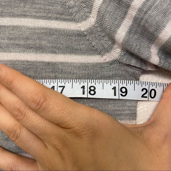 Banana Republic striped turtleneck long sleeve Merino Wool lightweight sweater-M - Picture 6 of 11